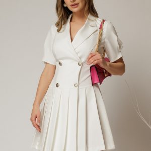 rochie-scurta-alba-tip-sacou-cu-pliuri-pe-fusta-1465186-1151725-4.jpeg Rochie scurta alba tip sacou cu pliuri pe fusta