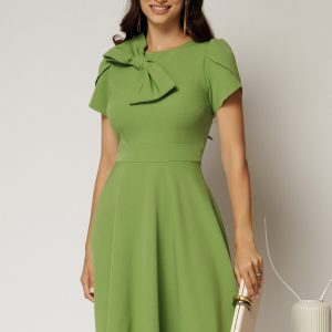 rochie-scurta-verde-fistic-cu-croi-clos-si-funda-ampla-1484695-1159873-4.jpeg Rochie scurta verde fistic cu croi clos si funda ampla