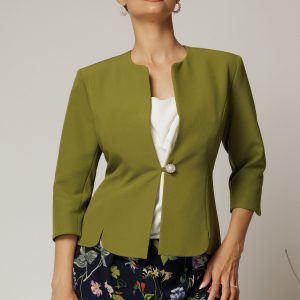 Sacou dama lime cambrat cu maneci trei sferturi si inchidere cu nasture