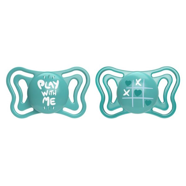set-2-suzete-bebelusi-chicco-physio-forma-silicon-moale-suprafata-soft-sense-fosforescente-16-36-luni-albastru-3350532-4.jpeg Set 2 suzete bebelusi, Chicco, Physio Forma, Silicon moale, Suprafata Soft Sense, Fosforescente, 16-36 luni, Albastru