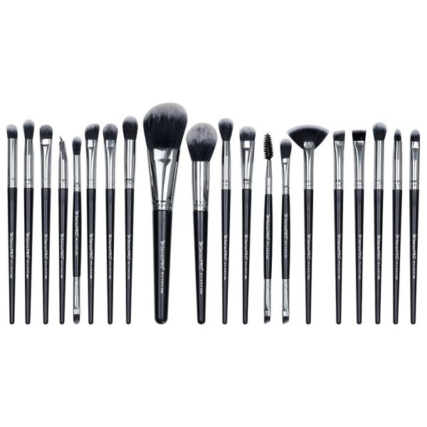 set-20-pensule-machiaj-sensopro-milano-black-silver-borseta-cadou8404164.jpg Set 20 pensule machiaj SensoPRO Milano, Black Silver + Borseta Cadou