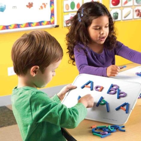 Set constructie magnetic - litere si cifre
