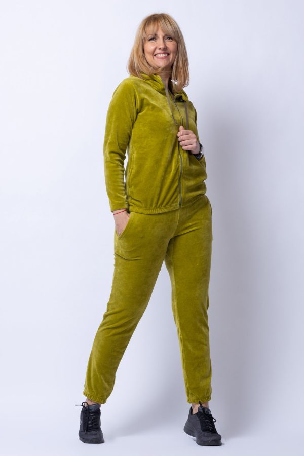 trening-dama-doua-piese-din-catifea-de-bumbac-verde-deschis-2380-5347.jpg Trening dama doua piese din catifea de bumbac verde deschis
