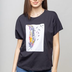 Tricou negru cu panou central pana stilizata